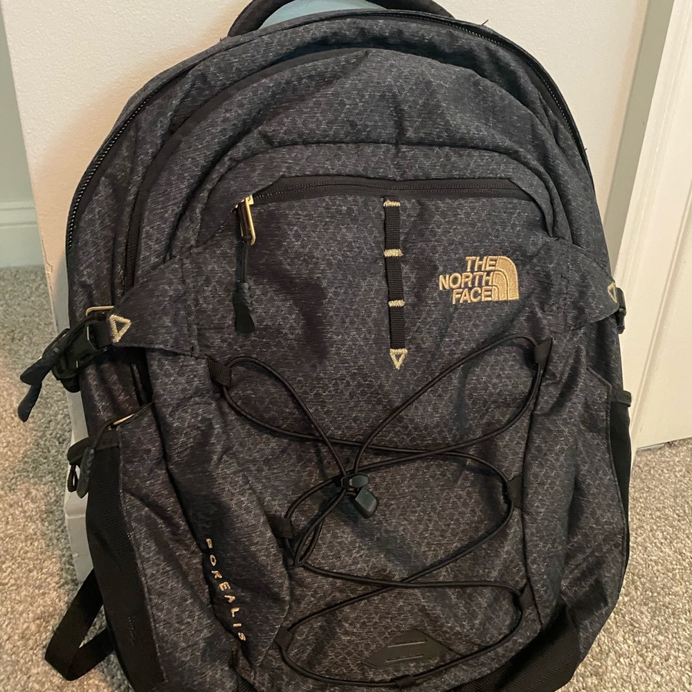 NORTH FACE BOREALIS BACKPACK. GREAT CONDITION!!